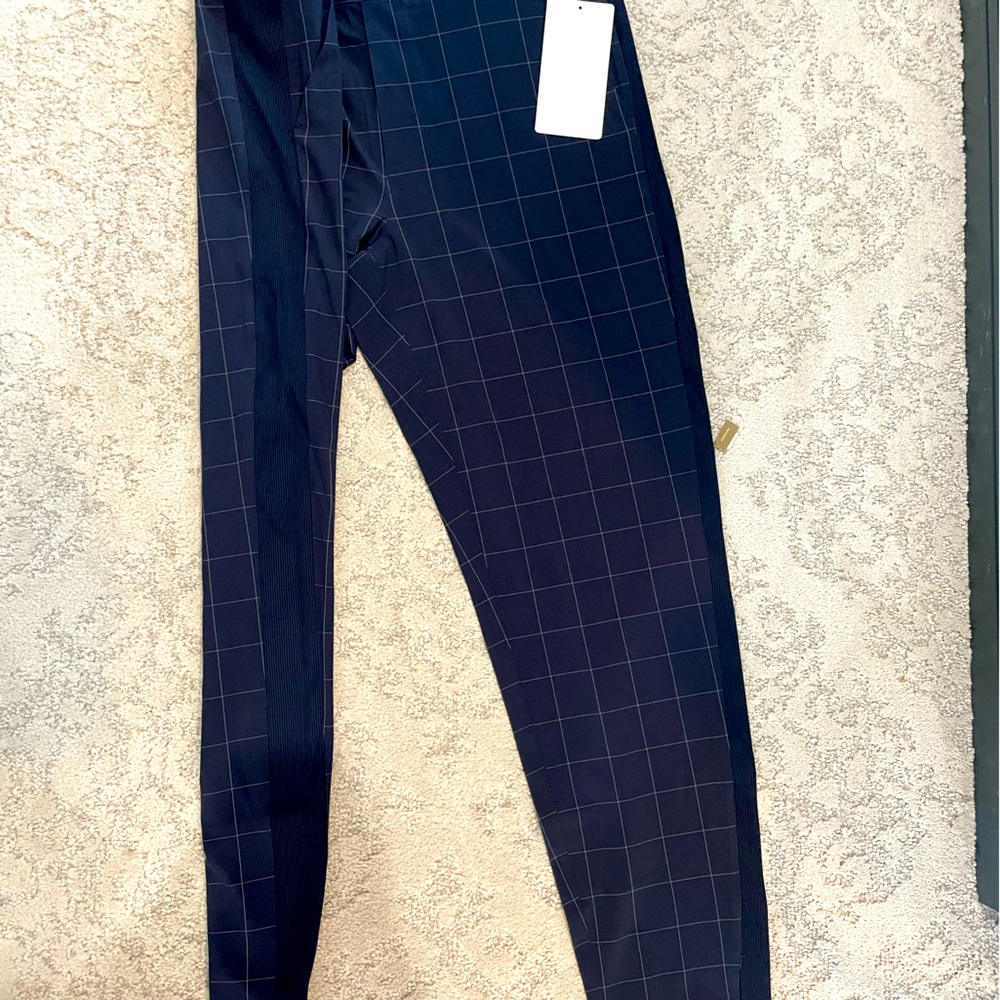 Athletic dress pants
